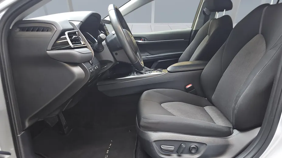 TOYOTA Camry Camry 2.5 Hybrid Comfort CVT