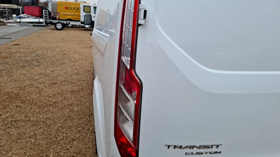 FORD Transit Custom Transit Custom 320 L2H1 Trend