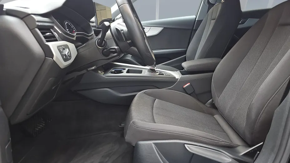 AUDI A4 A4 35 TFSI mHEV Advanced S tronic