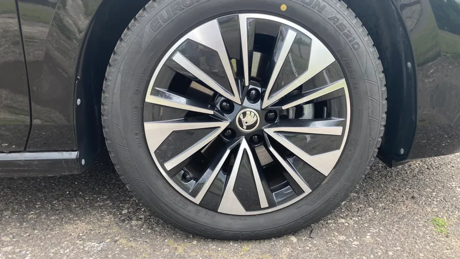 SKODA Superb Superb 2.0 TDI SCR Selection DSG