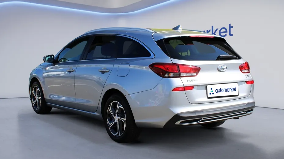 HYUNDAI i30 i30 1.5 T-GDI 48V Smart