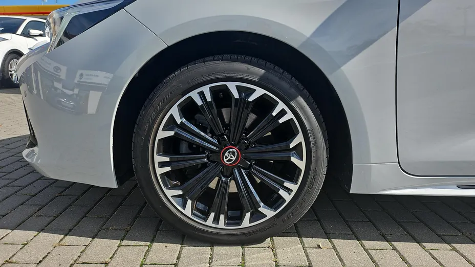 TOYOTA Corolla Corolla 2.0 Hybrid GR Sport