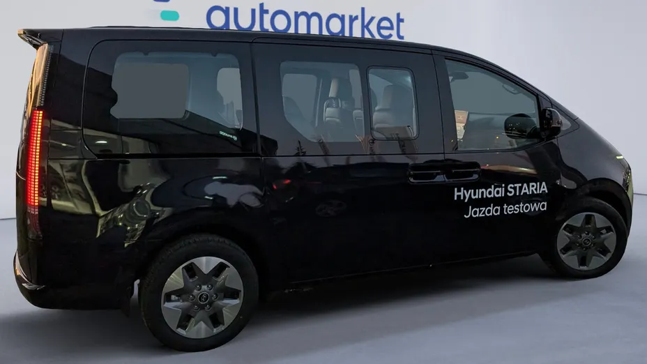 HYUNDAI Staria Staria 1.6 T-GDI HEV Smart VIP aut Nowy