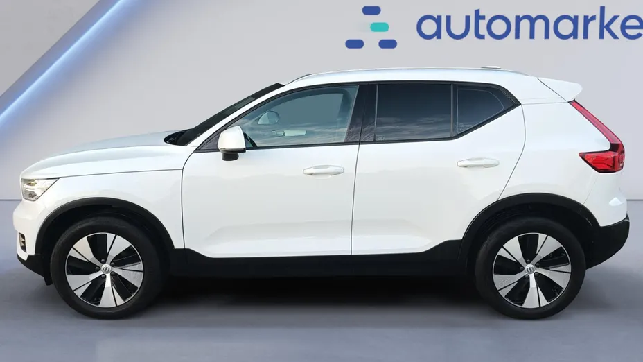 VOLVO XC40 XC40 T3 Momentum