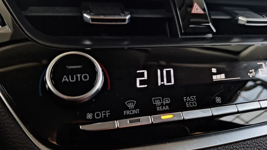 TOYOTA Corolla Corolla 1.5 Comfort MS