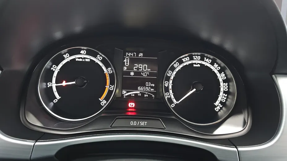 SKODA Fabia Fabia 1.0 TSI Ambition