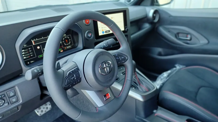 TOYOTA Yaris GR Yaris 1.6 Dynamic aut Nowy