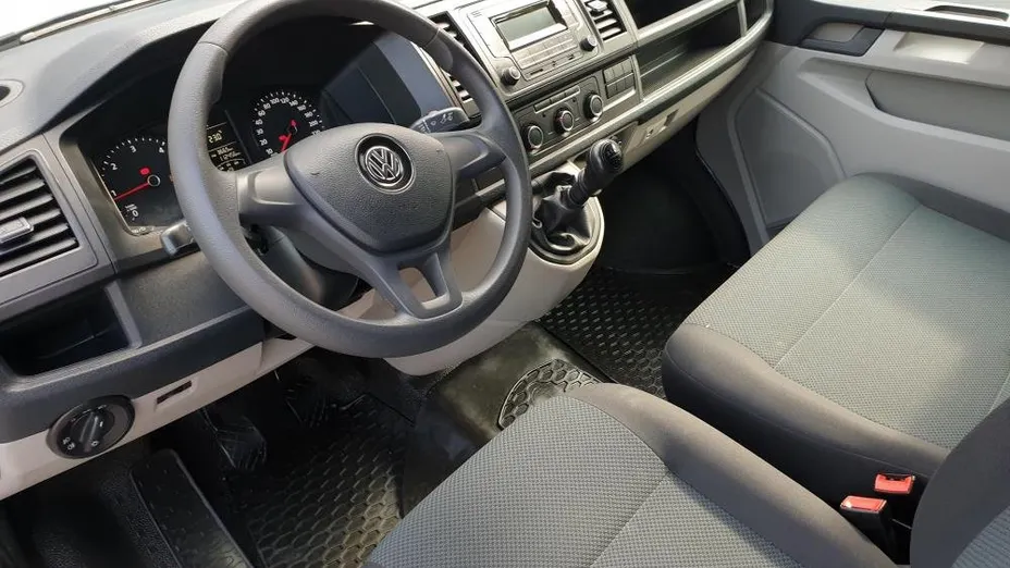 VOLKSWAGEN Transporter Transporter T6 TDI L2H1