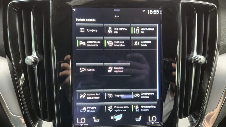 VOLVO V60 V60 B4 D Momentum aut