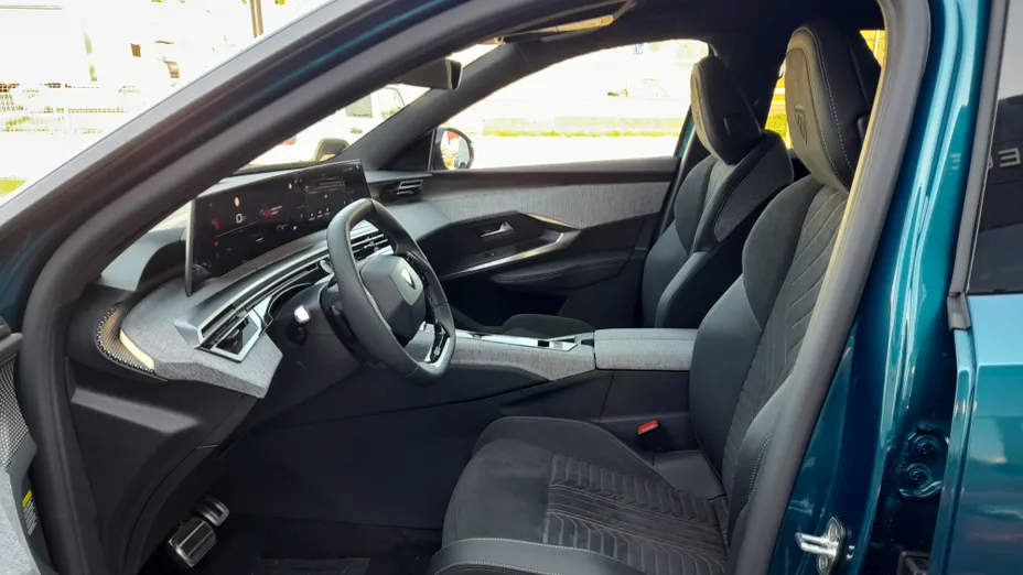 PEUGEOT 3008 3008 1.2 PureTech mHEV GT e-DCS6 Nowy