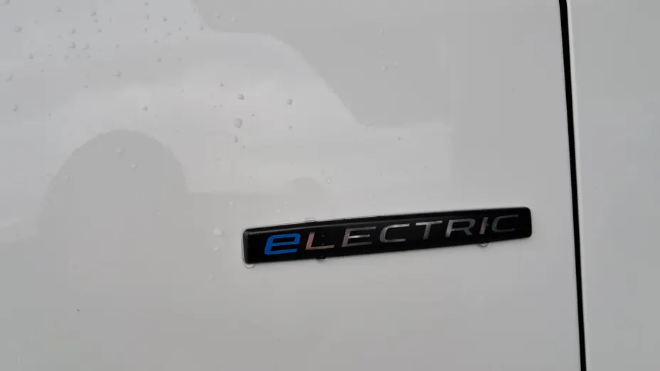 MERCEDES-BENZ Sprinter eSprinter 314 (81 kWh) Long Select L3H2 RWD 907.635 14m3 Nowy