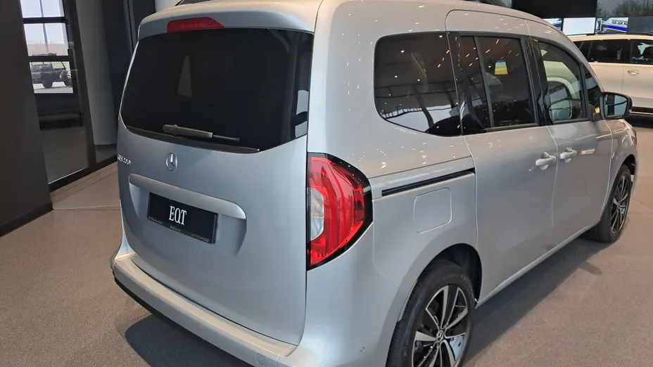 MERCEDES-BENZ EQT EQT Długi 45kWh Progressive Nowy