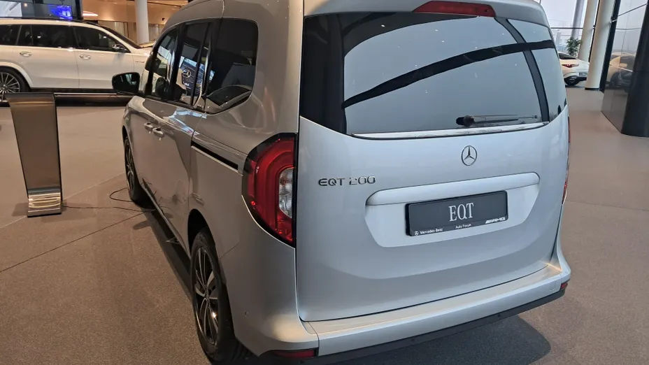 MERCEDES-BENZ EQT EQT Długi 45kWh Progressive Nowy