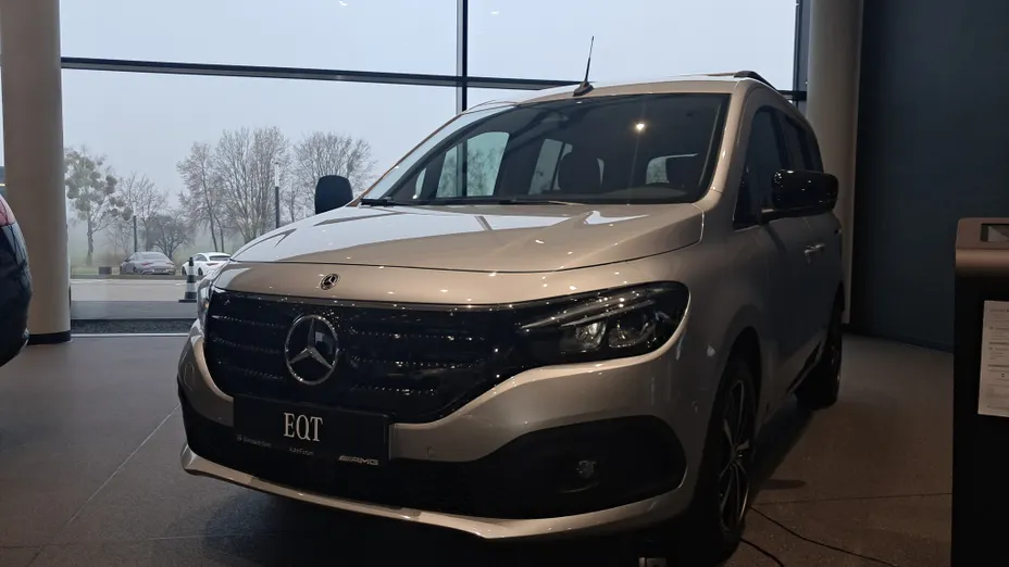MERCEDES-BENZ EQT EQT Długi 45kWh Progressive Nowy