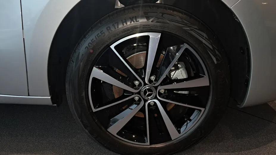 MERCEDES-BENZ EQT EQT Długi 45kWh Progressive Nowy
