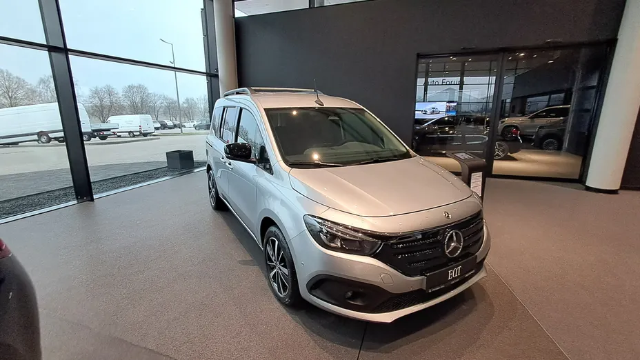 MERCEDES-BENZ EQT EQT Długi 45kWh Progressive Nowy
