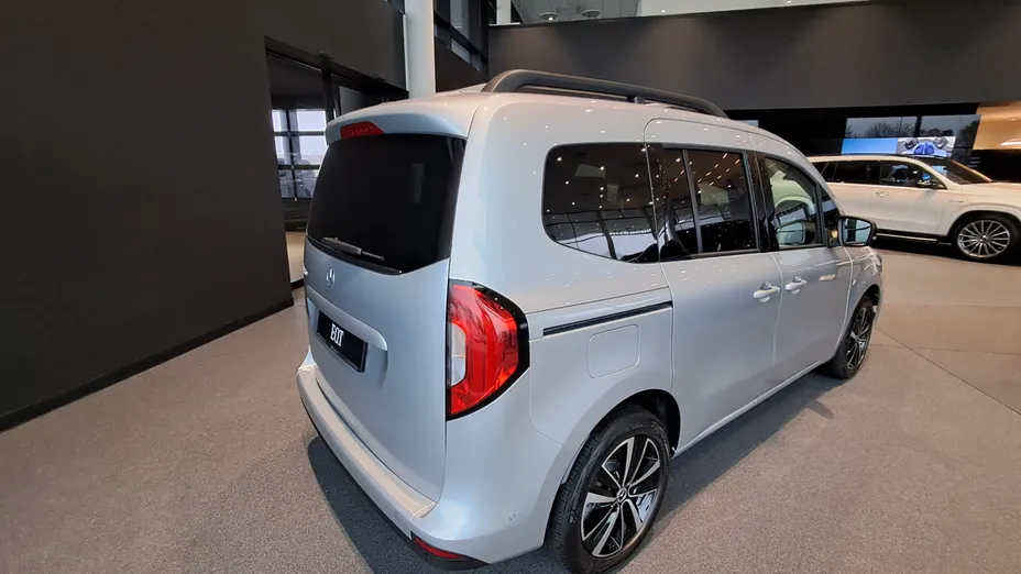 MERCEDES-BENZ EQT EQT Długi 45kWh Progressive Nowy