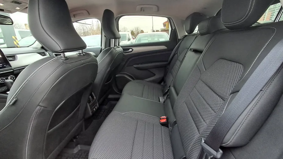 RENAULT Arkana Arkana 1.6 E-TECH Intens MMT