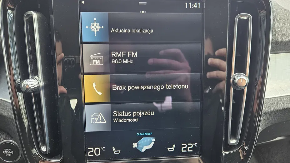 VOLVO XC40 XC40 B4 B AWD Momentum Pro aut