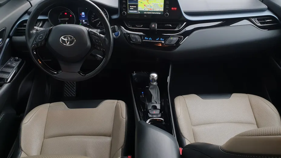 TOYOTA C-HR C-HR 2.0 Hybrid Executive