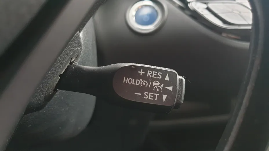 TOYOTA C-HR C-HR 2.0 Hybrid Executive