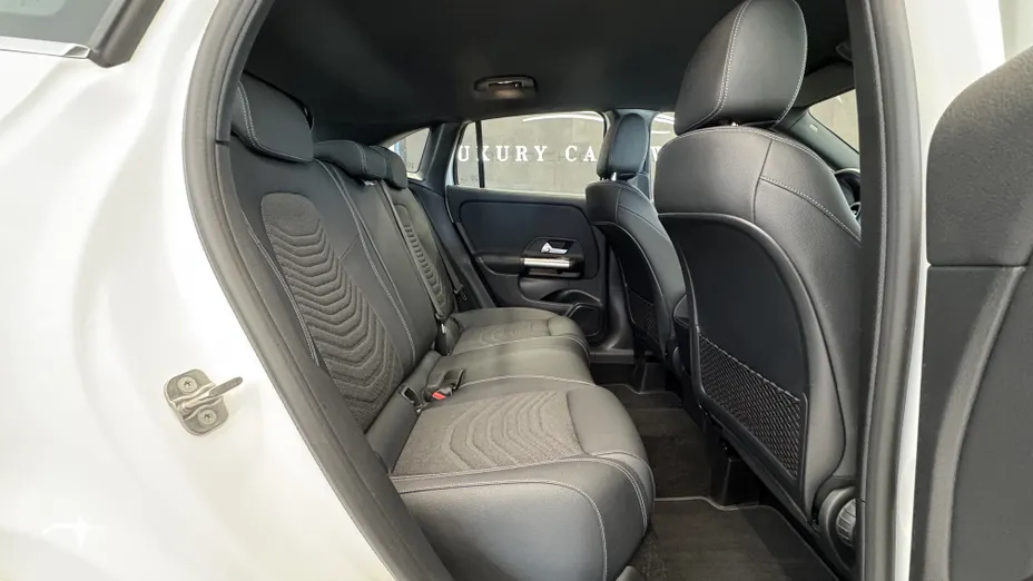 MERCEDES-BENZ GLA GLA 180 d Progressive