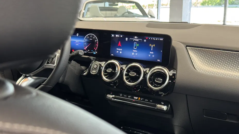 MERCEDES-BENZ GLA GLA 180 d Progressive