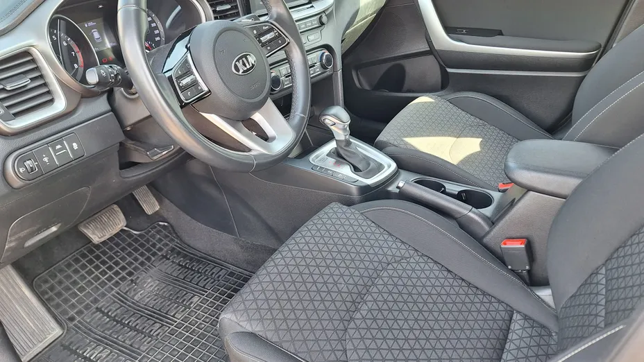 KIA Cee'd Ceed 1.4 T-GDI M DCT