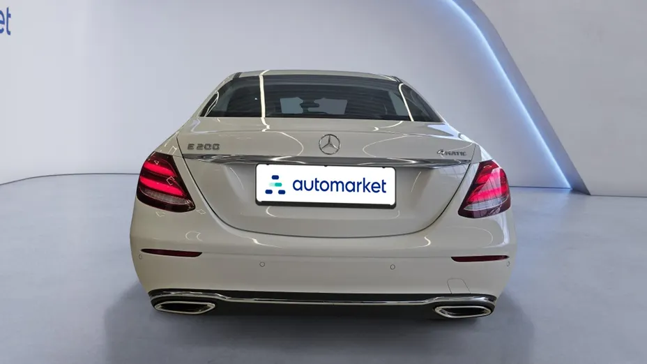 MERCEDES-BENZ E Klasa E 200 4-Matic 9G-TRONIC