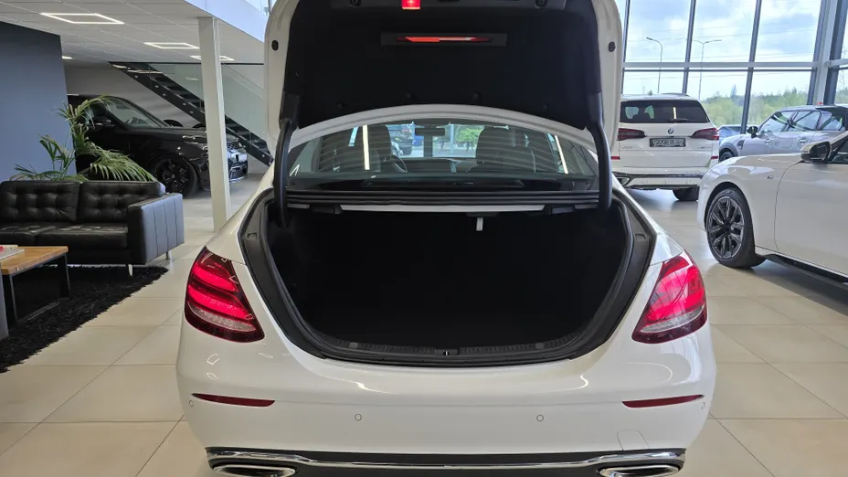 MERCEDES-BENZ E Klasa E 200 4-Matic 9G-TRONIC
