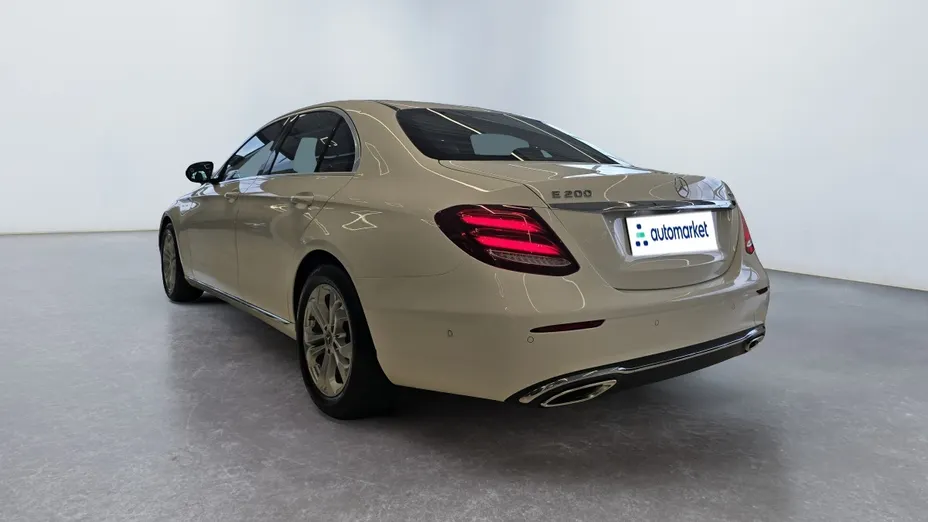 MERCEDES-BENZ E Klasa E 200 4-Matic 9G-TRONIC