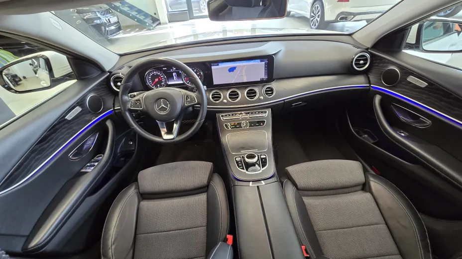 MERCEDES-BENZ E Klasa E 200 4-Matic 9G-TRONIC