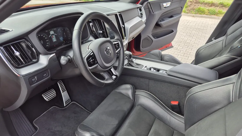 VOLVO XC60 XC60 T4 R-Design aut
