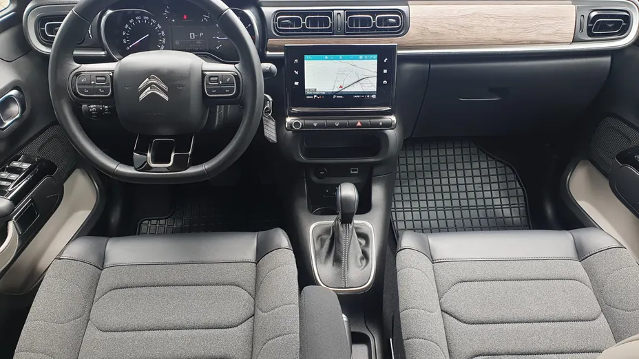 CITROEN C3 C3 1.2 PureTech Shine EAT6