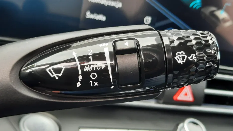 HYUNDAI Elantra Elantra 1.6 Smart CVT