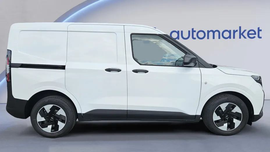 FORD Transit Courier Transit Courier EV Trend Nowy