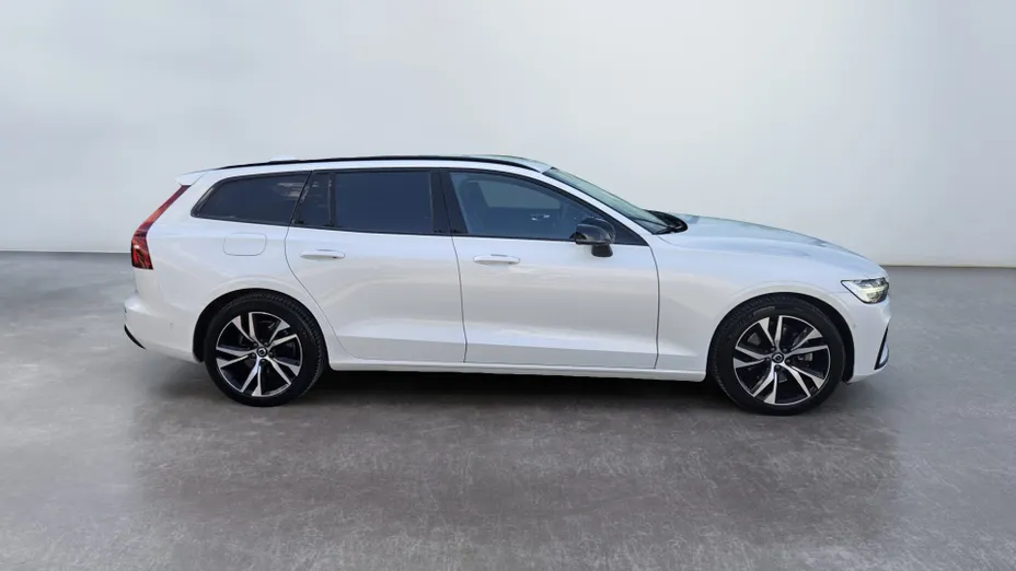VOLVO V60 V60 B4 B Plus Dark aut