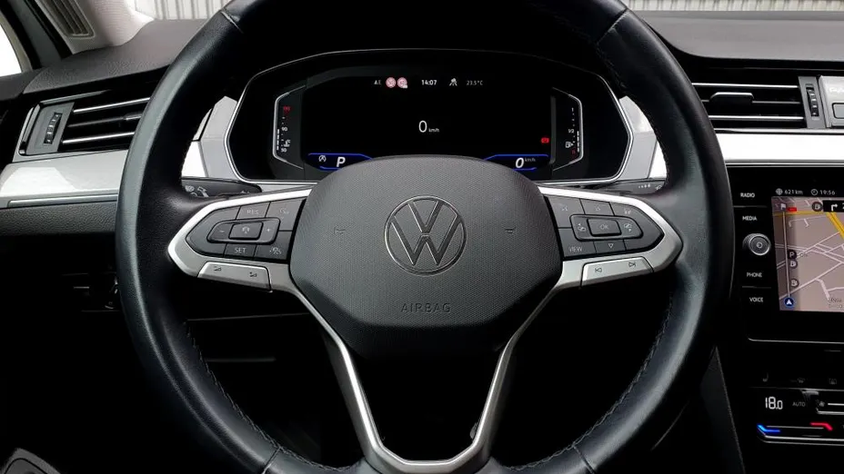 VOLKSWAGEN Passat Passat 2.0 TSI Business DSG