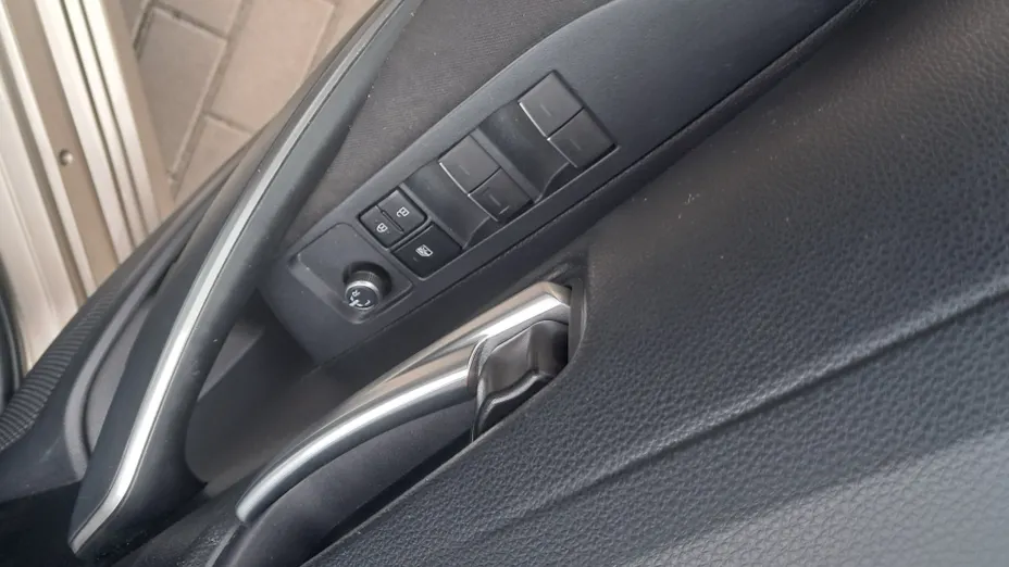 TOYOTA Corolla Corolla 1.5 Comfort
