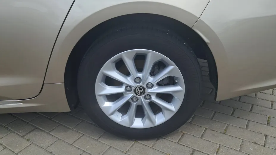 TOYOTA Corolla Corolla 1.5 Comfort