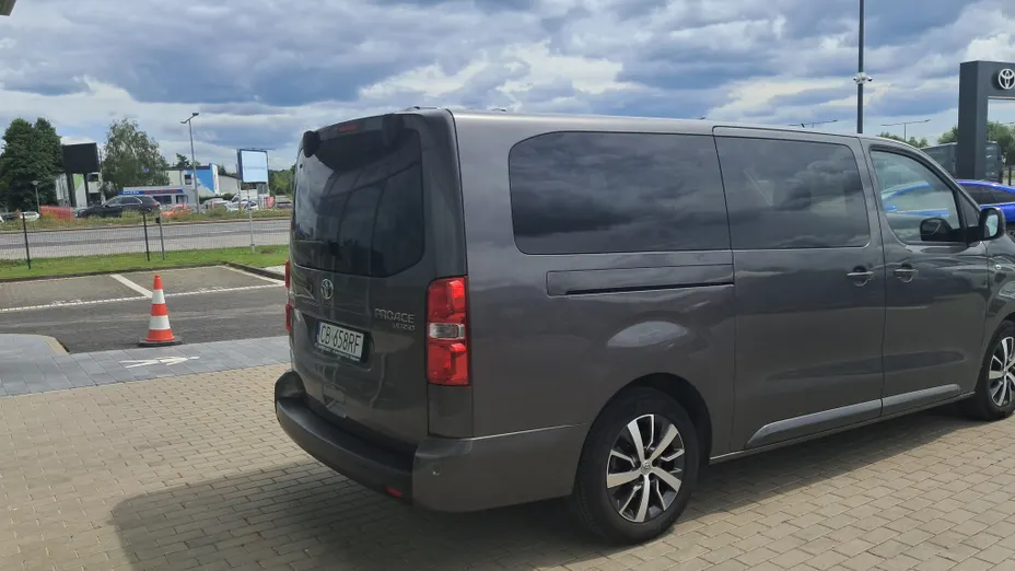 TOYOTA Proace Verso Proace Verso 2.0 D4-D Long Family aut