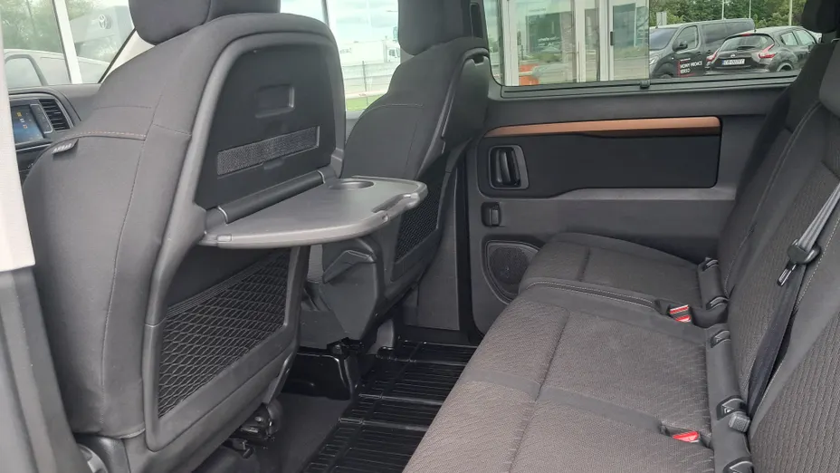 TOYOTA Proace Verso Proace Verso 2.0 D4-D Long Family aut