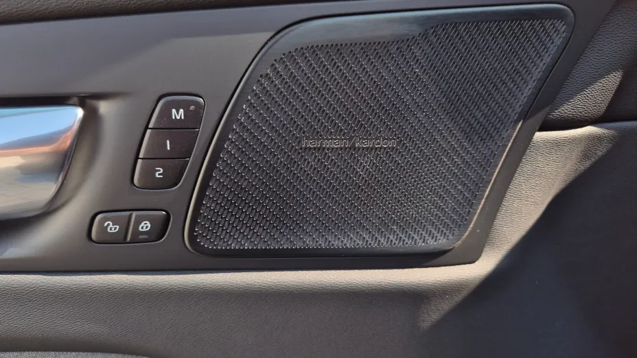 VOLVO XC60 XC60 T6 Plug-In Hybrid AWD Inscription aut