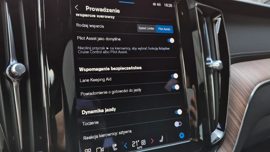 VOLVO XC60 XC60 T6 Plug-In Hybrid AWD Inscription aut