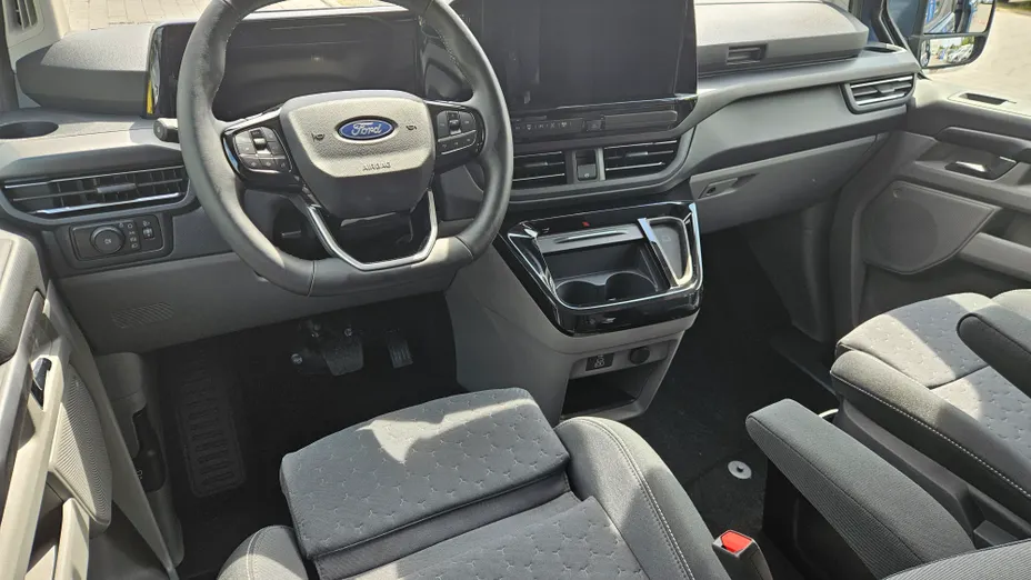 FORD Tourneo Custom Tourneo Custom 2.0 EcoBlue 320 L2 Titanium aut Nowy