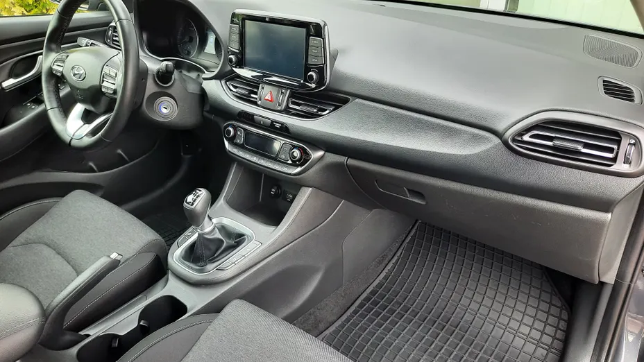 HYUNDAI i30 i30 1.0 T-GDI Smart