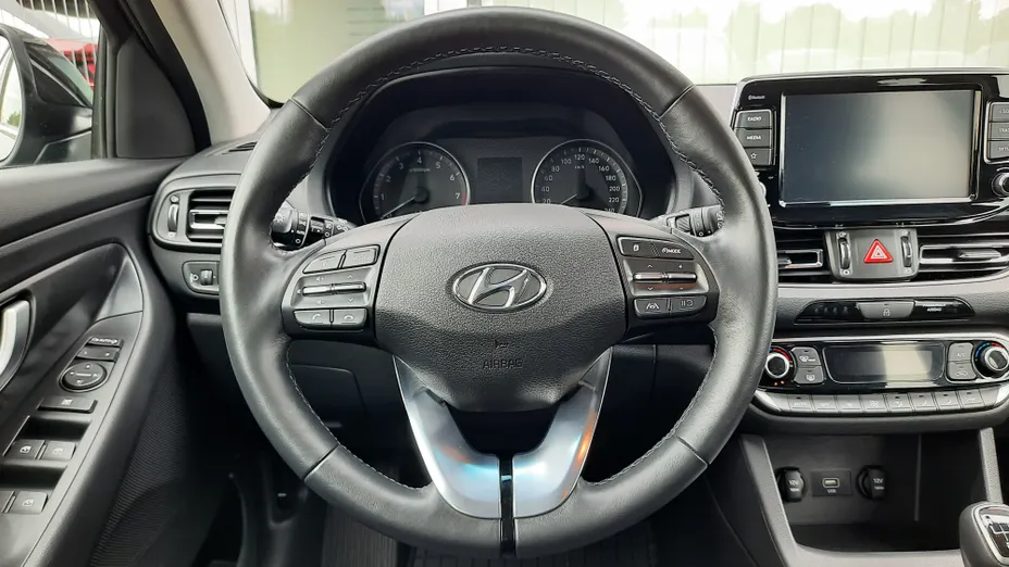 HYUNDAI i30 i30 1.0 T-GDI Smart