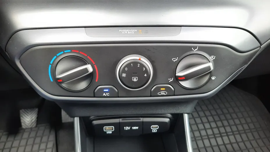 HYUNDAI i20 i20 1.2 Modern