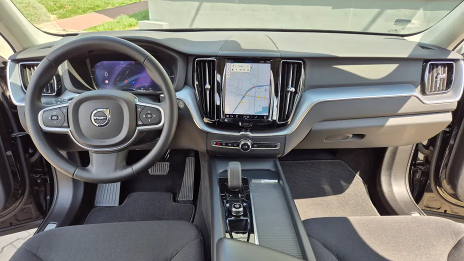 VOLVO XC60 XC60 T6 Plug-In Hybrid AWD Inscription Expression aut