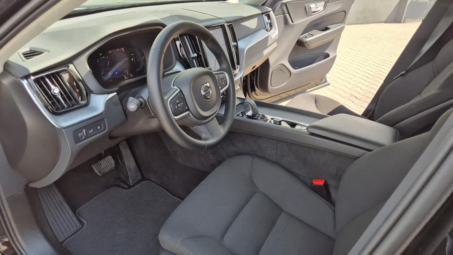 VOLVO XC60 XC60 T6 Plug-In Hybrid AWD Inscription Expression aut